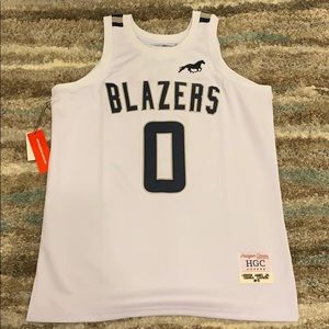 Bronny James, Sierra Canyon men’s XL